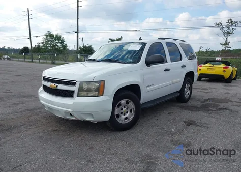 2009 Chevrolet Tahoe Ls z USA, uszkodzony, nr VIN 1GNFC13C99R215860